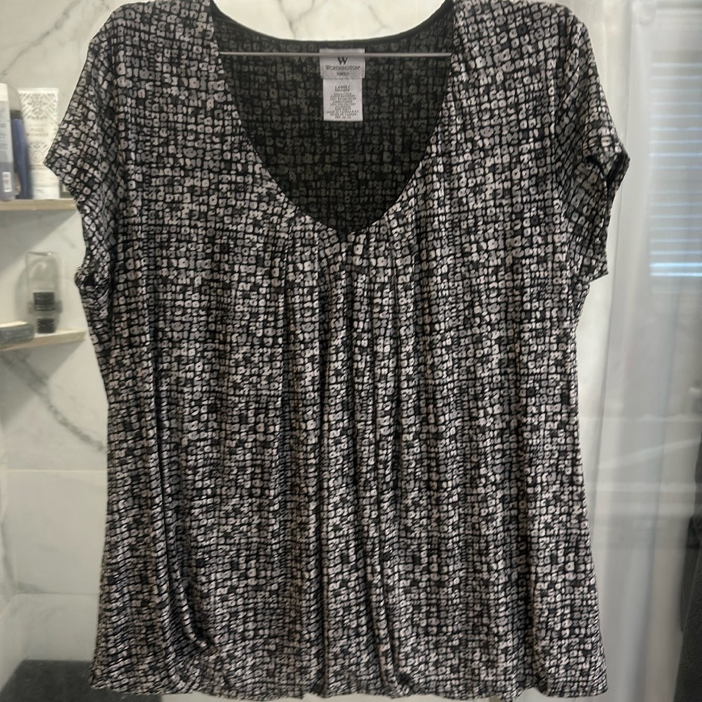 Worthington Stretch size Large Top